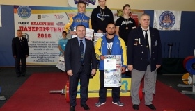 Полтавці розпочали "домашній" чемпіонат України з пауерліфтингу перемогами і рекордами країни